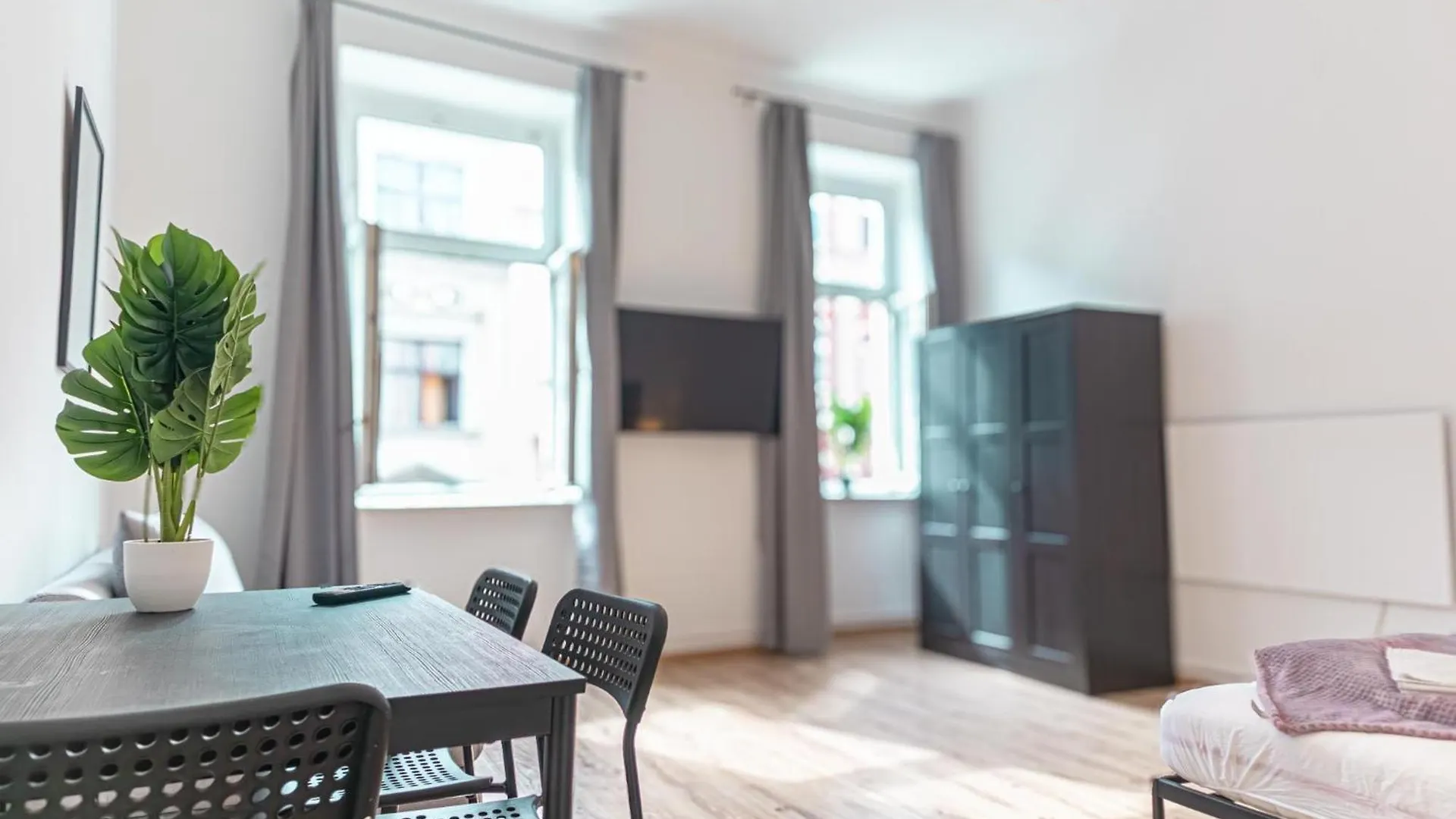 Apartment Antique Chic 2Br Apt Getaway In A Historic Setting Vienna